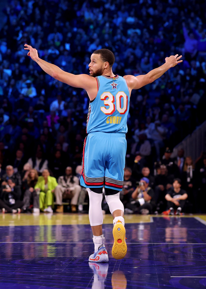 关于库里：革命性投篮手感，让篮球变得更“精彩”！的信息