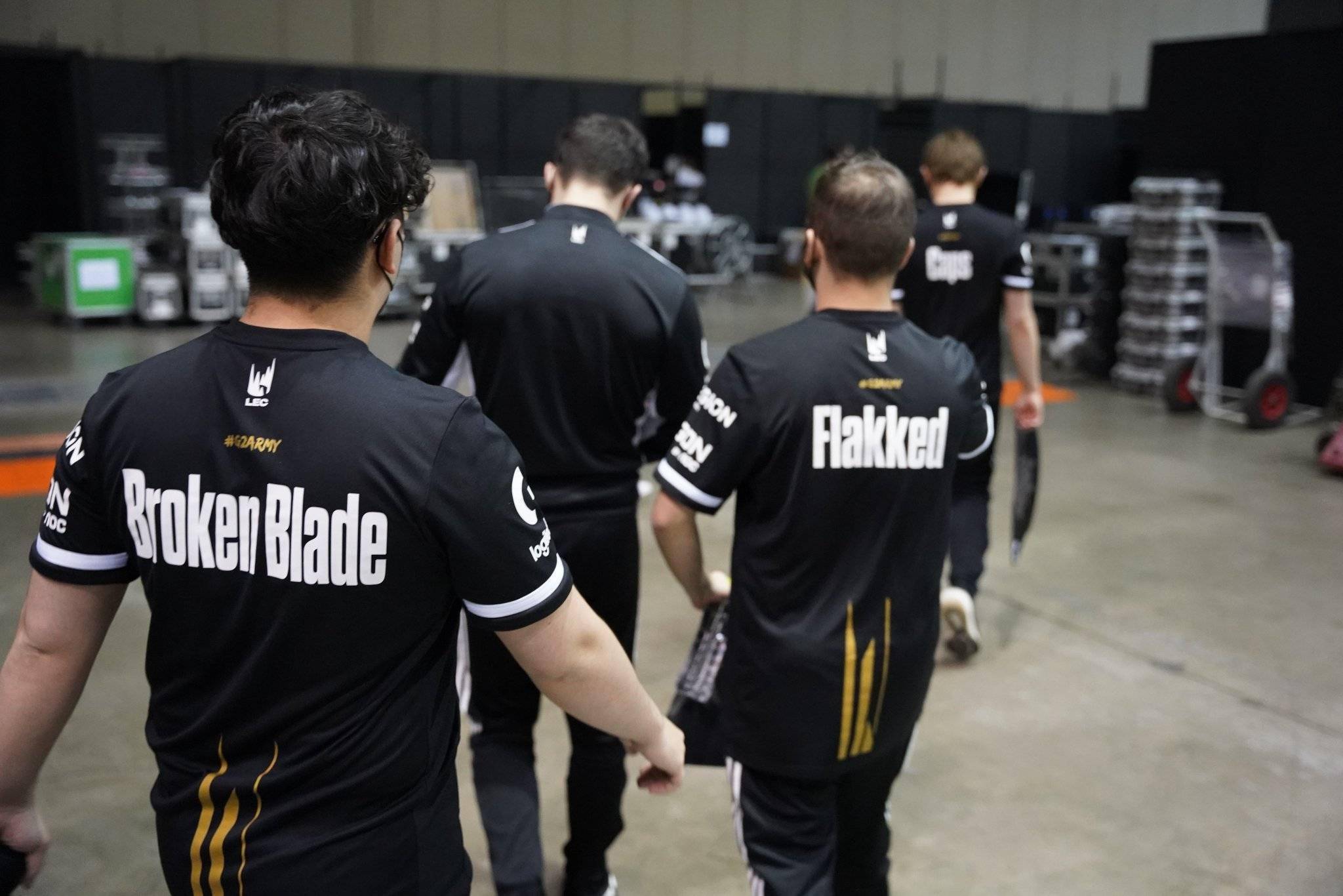 关于MSI季中邀请赛：RNG能否再续传奇，G2能否再次创造奇迹？的信息