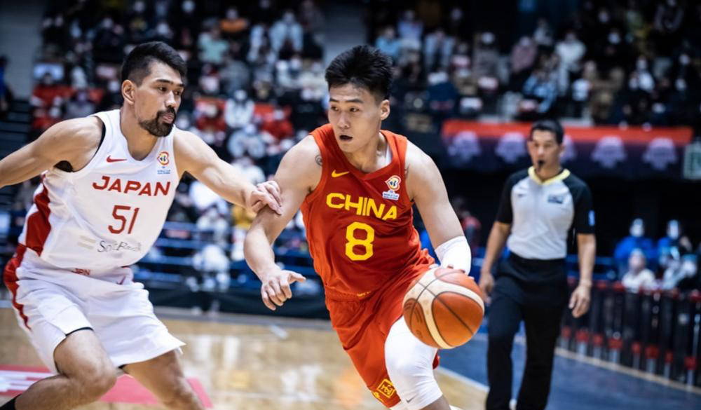 篮下攻坚:北京队抢夺49个篮板,攻守两端占优!的简单介绍 篮下攻坚:北京队抢夺49个篮板,攻守两端占优!的简单介绍