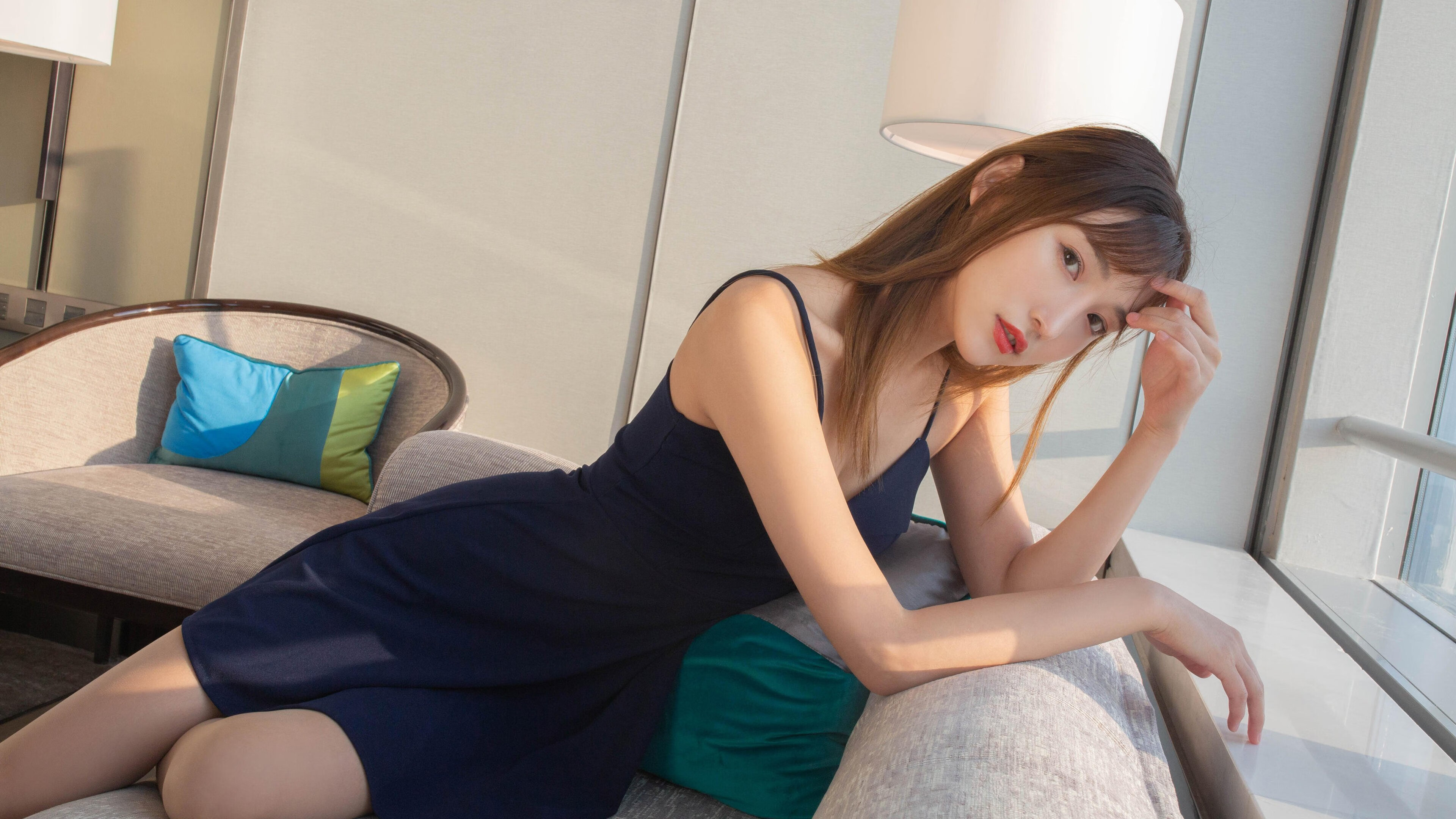 保龄球公开赛：精准滚动制胜，保龄球现场