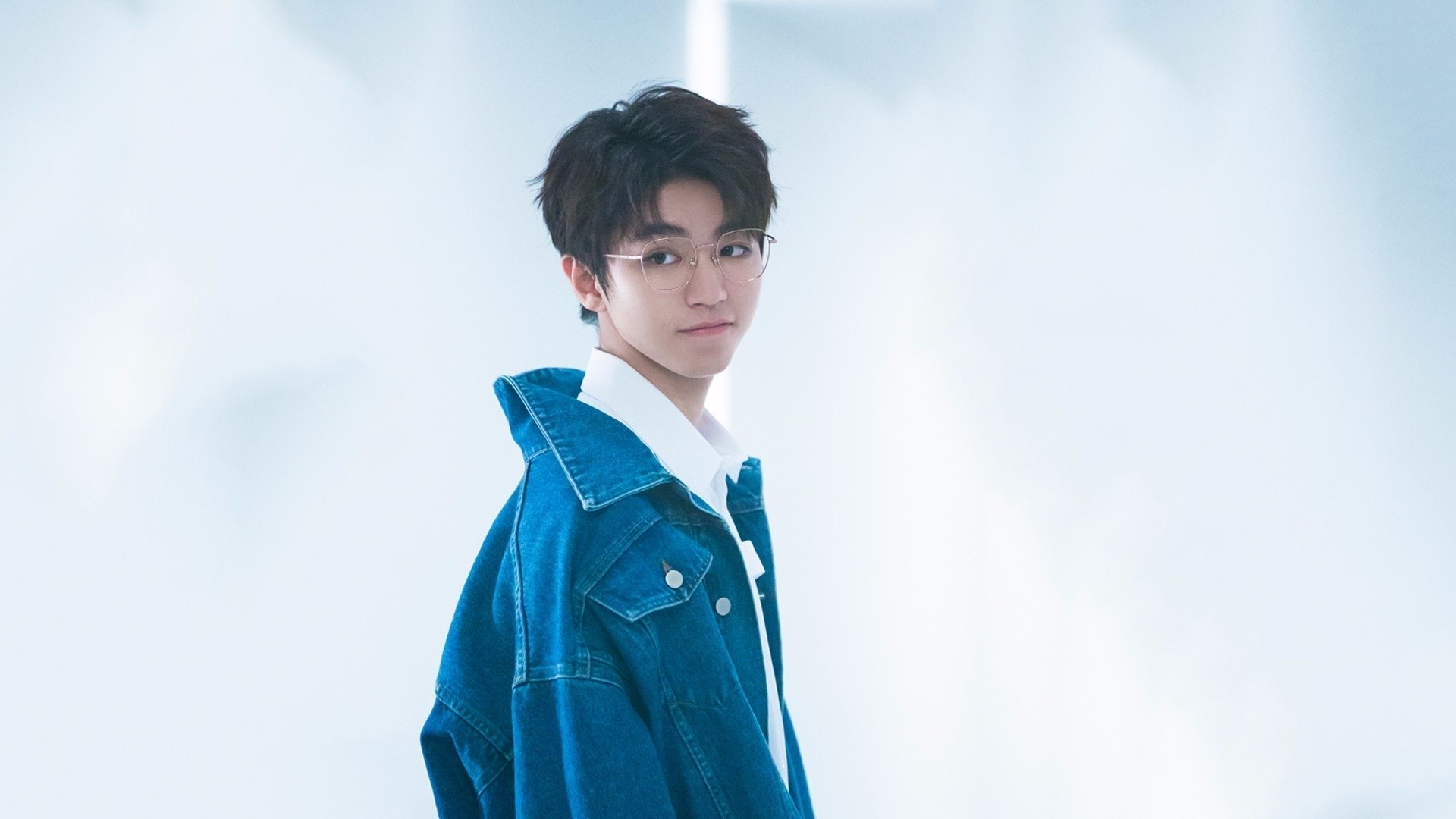 逆风飞扬：那些冲破困境的足球英雄，足球奋斗