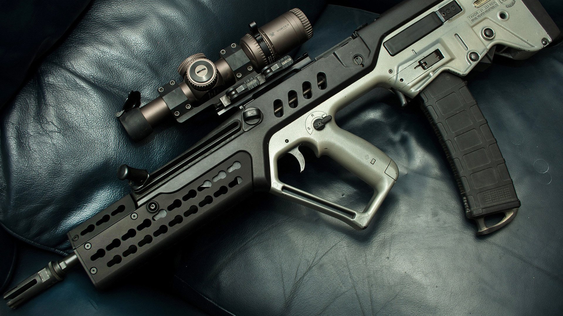 球队替补深度成争冠关键板凳厚度受关注，球队替补席必须有几个座位